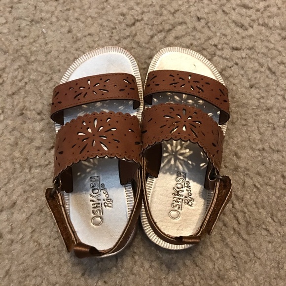 Toddler girl shoes size 7 - Picture 2 of 6